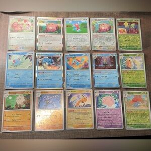 17 Holographic Pokémon Cards - Pokémon Trading Cards - EXCELLENT CONDITION